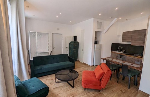 Poincare Apartment | CityCosy-Strasbourg : Kleber Fashion Style