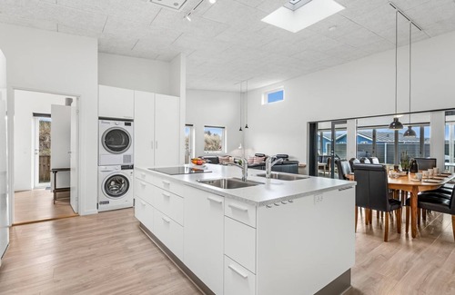 Nørre Lyngvig House | "Clarabelle" - 1.2km from the sea by Interhome