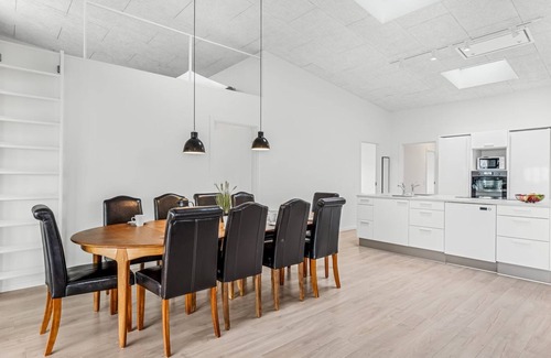 Nørre Lyngvig House | "Clarabelle" - 1.2km from the sea by Interhome