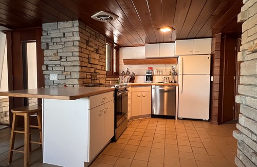 Mount Horeb Cottage | Clarance Gonstead Guest Cottage, Prairie Style, Stone & Tide Water Cypress