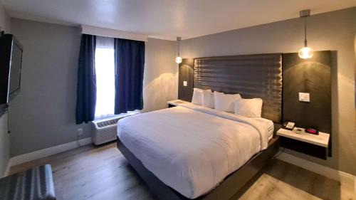 El Cajon Hotel | Clarion Pointe El Cajon San Diego East