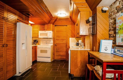 Lauderdale Harbours House | Classic 4/4 Bath Beach Home, 8 beds, Heated Pool, Ocean Access Canal, Dock