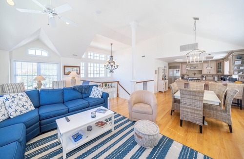 Stone Harbor House | Classic Stone Harbor Beach Oasis