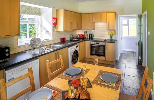 Murthly Cottage | Clayhills Cottage - UK5833