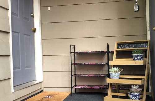 Northwest Raleigh House | Clean and Calm. Promotional discount 7/22-8/06.
