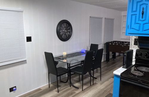 South Pensacola House | Clean and Central to Everything!