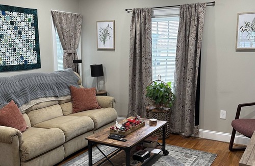 Leominster Apartment | Clean and renovated apartment close to highway and Worcester
