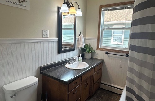 Bismarck Apartment | Clean & Cozy Spacious Apartment