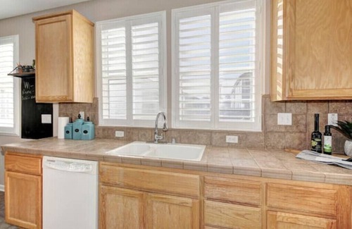 Westlake House | Clean Professionally Furnished Lavish Home in a Luxury Private Community Setting