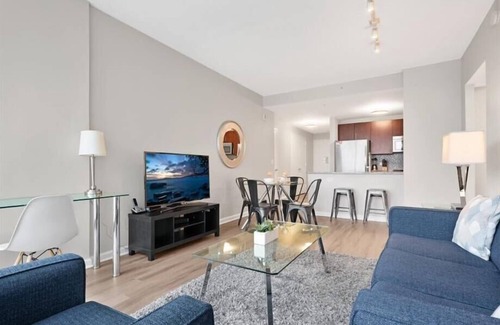 Hudson Exchange Apartment | Clean & Spacious 1BR | Work Remote | Free WiFi & Kitchen | Near PATH