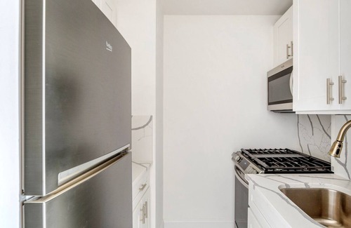 Manhattan Valley Apartment | Clean UWS 1BR w/Gym & Doorman, nr Central Park, by Blueground