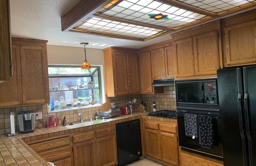 Kelseyville House | Clear Lake, Nature, Golf, Hiking, Fishing, Pets Welcome, WIFI, Wine, Furnished