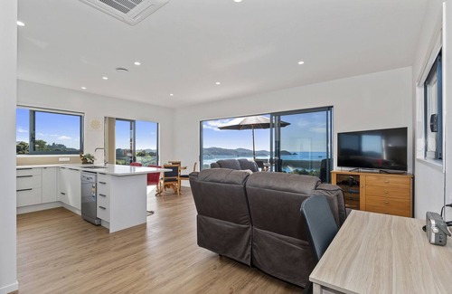 Ngunguru House | Clearview - Ngunguru Holiday Home