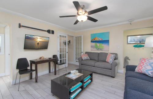 Clearwater Beach Resort | Clearwater Beach Suites 204