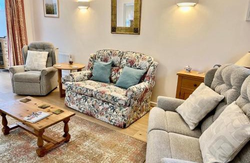 Dorchester House | Clematis House