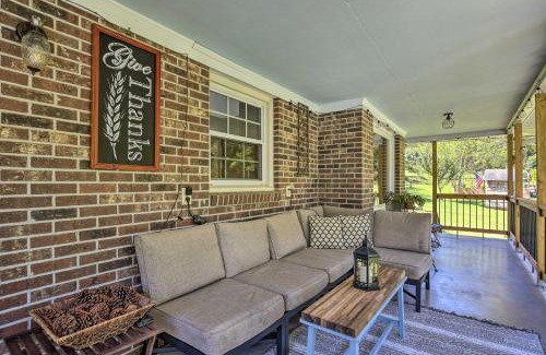 Clemson House | Clemson Getaway Less Than 3 Mi to Memorial Stadium!