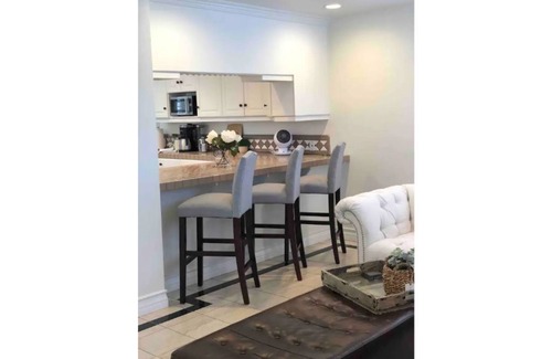 Laguna Beach House | Cleo in the Village