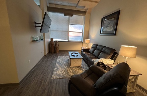 Cleveland Apartment | Cleveland Lakefront Luxury Apartment