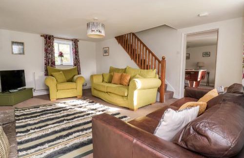 Scawton House | Cliff Cottage