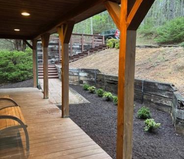 Ferguson House | Cliffside by Leatherwood Mountains Resort