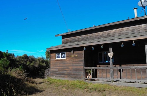 Albion Cabin | Cliffside Mendocino "Desire" Cabin with Ocean Views