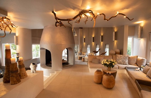 Vaalwater Hotel | Clifftop Exclusive Safari Hideaway