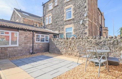 Weston-super-Mare House | Clifton Sands