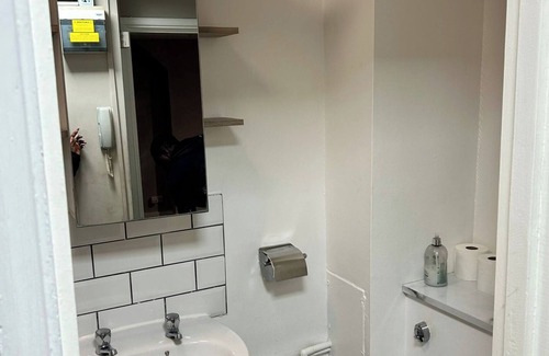 Gravesend Apartment | Clocktower Apartment