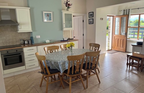 Cloonkee Cottage | CLOONKEE COTTAGE, family friendly in Ballina, County Mayo