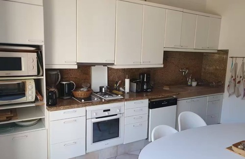 Peyrolles-en-Provence House | Clos Eugénie, family home with swimming pool!