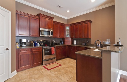 East Brainerd House | Close Mall-Best Stores in Chattanooga