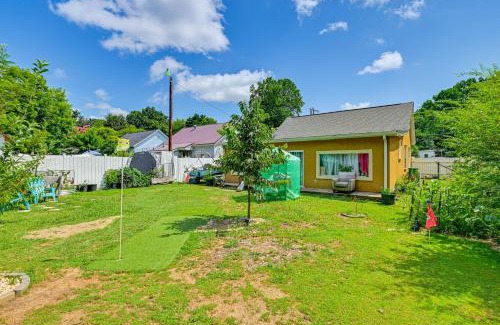 Paw Creek House | Close to Airport Home in the Heart of Charlotte!