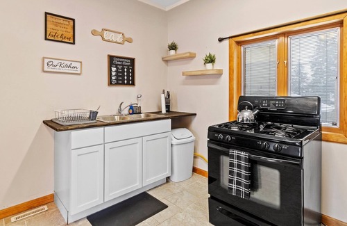Milwaukee House | Close to America Family Field