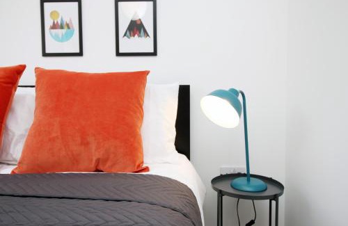 St. Thomas Apartment | Close to City 3-Bed Townhouse & Parking