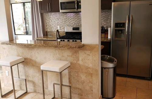 Point Loma House | Close to it All! Beautiful Neighborhood Overlooking Ocean, Hot Tub & BBQ. 🌊☀️🌅