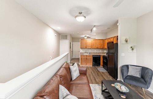 Huntsville Apartment | Close to Redstone Arsenal w King Bed, Gym, Pool, Parking