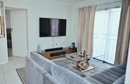 Greater Johannesburg Metropolitan Area Apartment | CLOSE TO SANDTON and The Airport