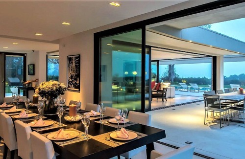 Ramatuelle Villa | close to the beaches of Escalet. style, architecture, comfort and luxe