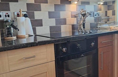 South Camberwell Apartment | Close to the heart of London, great transport links, set in a woodland location