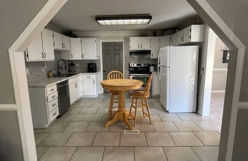 Caryville House | Close to trails and Norris Lake