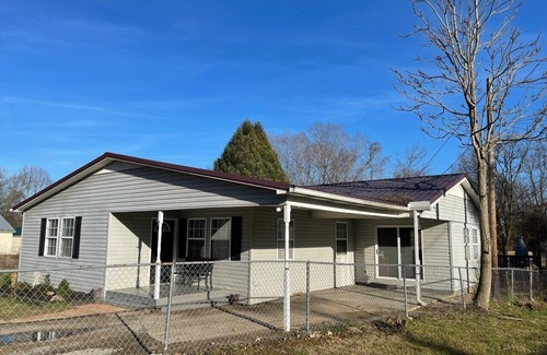 Caryville House | Close to trails and Norris Lake