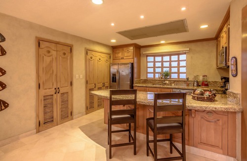 Los Cabos Condo | Closest 2 bedroom to Ocean! Overlooking Pool! PickelBall at Resort!