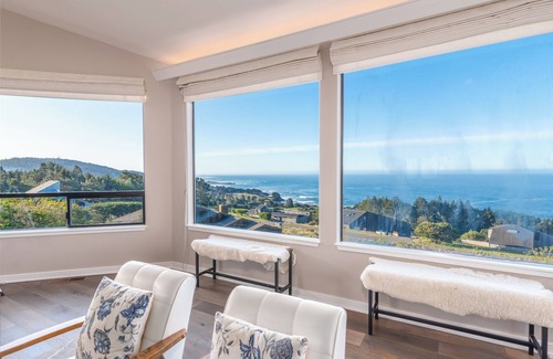Sea Ranch House | Cloud 9 | Ocean Views | Sleeps 8!