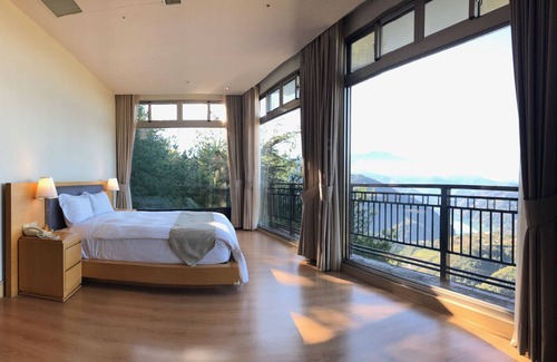 Ren'ai Hotel | Cloudshometown