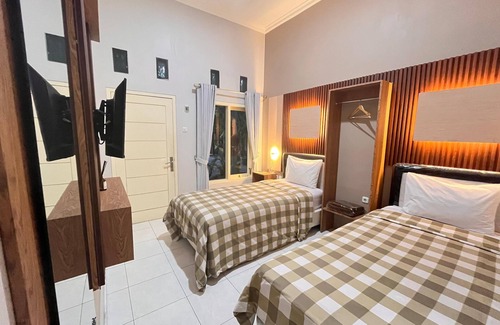 Probolinggo Hotel | Clover Homestay
