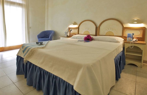 Palau Hotel | Club Esse Posada