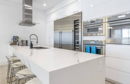 North Side Condo | Club Suite at Rum Point by Personal Villas - Luxurious Oceanfront Residence