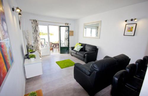 Matagorda Apartment | Club Valena 3, modern apartment, Wifi, close to amenities, beach at Matagorda