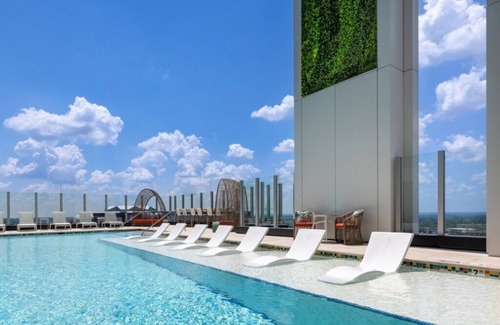 Downtown Atlanta Condo | Club Wyndham Atlanta - 1 Bedroom Suite