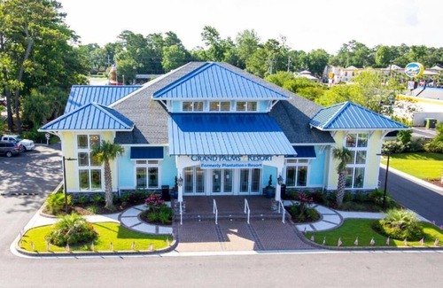 Surfside Beach Apartment | Club Wyndham Grand Palms